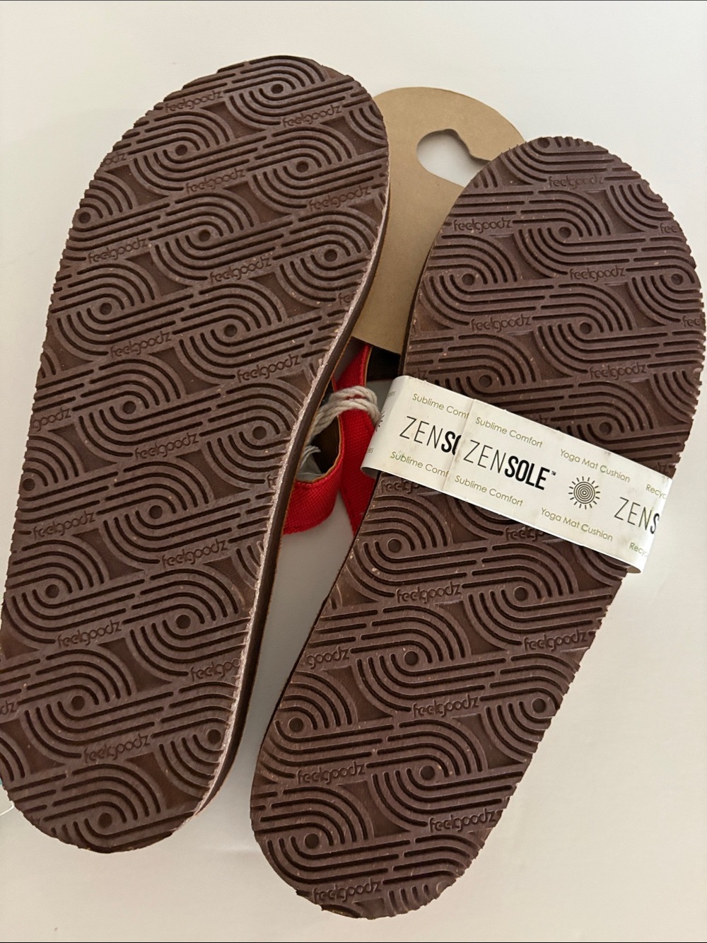 Feelgoodz Zensole Kinderz  Mens NWT Flipflops Size 10.5 - Picture 2 of 5